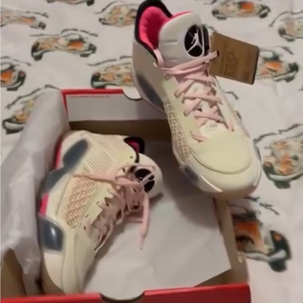 Nike Cream and Pink Basketball Sneakers